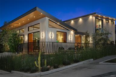 2398 Redlands Drive, Newport Beach, CA 92660