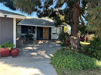 15472 La Salle Lane, Huntington Beach, CA 92647