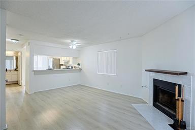 290 Victoria Street #29 (F8), Costa Mesa, CA 92627
