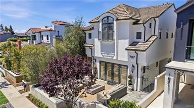 707 Larkspur Avenue, Corona Del Mar, CA 92625