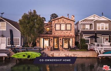 305 Grand Canal #8, Newport Beach, CA 92662