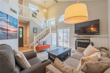 2687 Orange #C, Costa Mesa, CA 92627