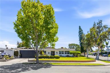 1697 Labrador, Costa Mesa, CA 92626