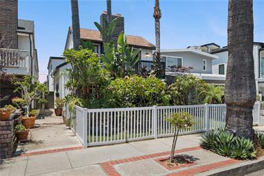 415 Goldenrod, Corona Del Mar, CA 92625