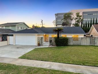 20431 Seven Seas Lane, Huntington Beach, CA 92646