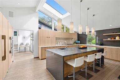 1900 Catalina Street, Laguna Beach, CA 92651