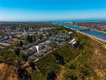 2175 Pacific Avenue #D6, Costa Mesa, CA 92627