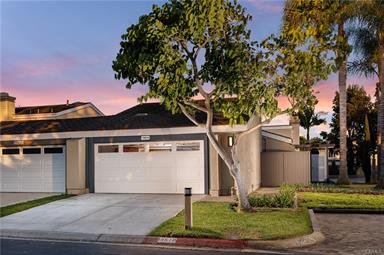 19510 Sandcastle Ln, Huntington Beach, CA 92648