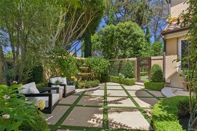 25 Lyon, Newport Coast, CA 92657