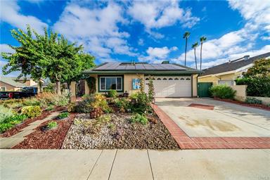 8381 Boothbay Circle, Huntington Beach, CA 92646