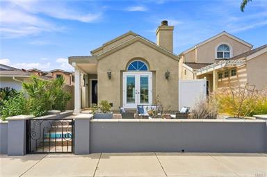 1209 Huntington Street, Huntington Beach, CA 92648