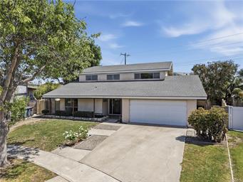 17372 Mira Loma Circle, Huntington Beach, CA 92647