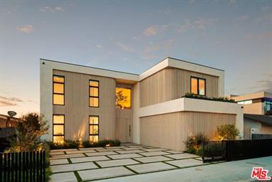 3271 Easter Circle, Huntington Beach, CA 92649